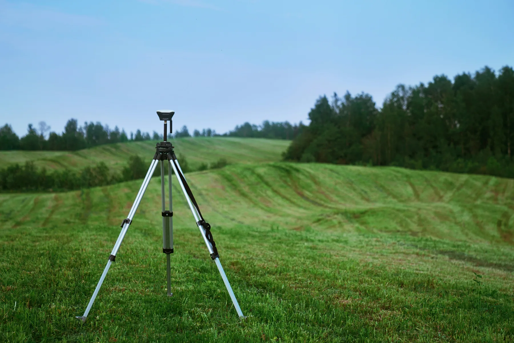 Kegiatan survei lapangan Borneo Geo Service